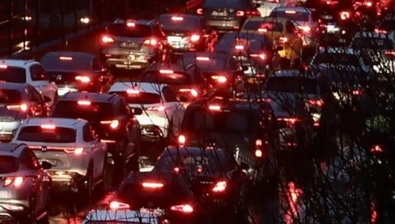 İstanbul'dan Ankara'ya Giden Yolda 12 Saatlik Trafik Kapatma Duyurusu