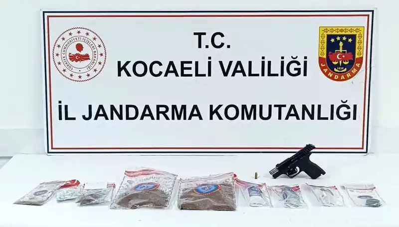Kocaeli'de Uyuşturucu Operasyonu: 20 Kişi Gözaltına Alındı