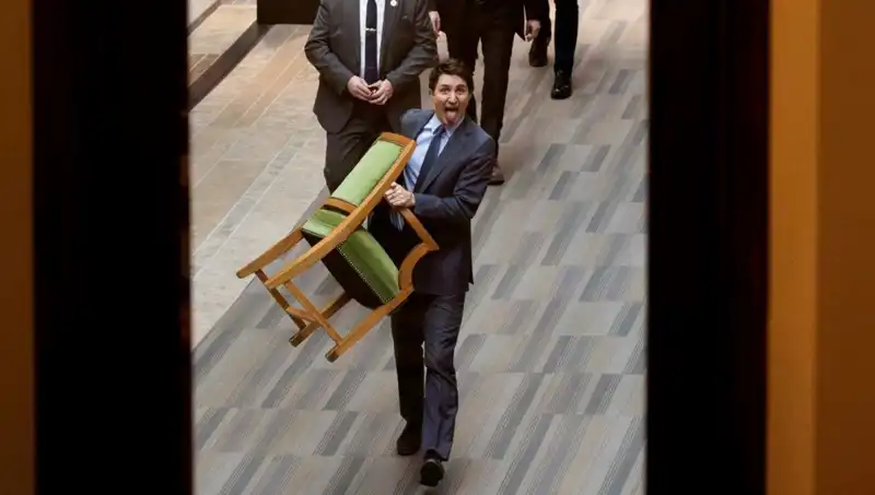 Trudeau, İstifasını Açıkladı: Halktan Son Kez Çaldı mı?