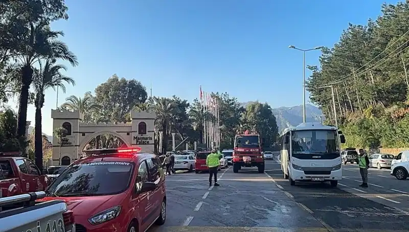 Muğla'daki Beş Yıldızlı Otelde Şok Yangın: Misafirler Tahliye Edildi!