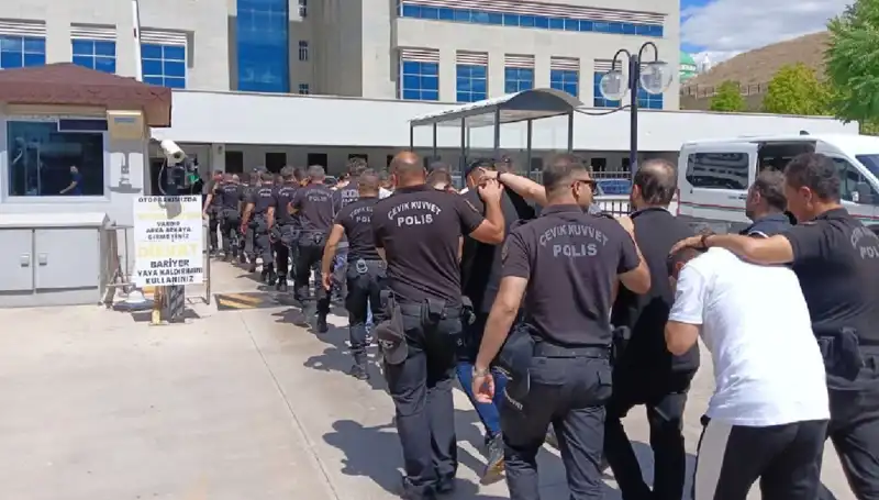 Ankara'da Tehdit ve Hırsızlıkla İlgili Operasyon: Haraç Çetesi Çökertildi