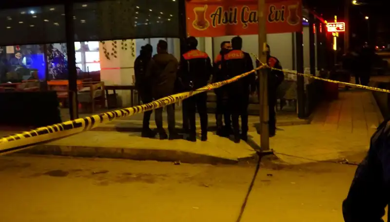 Kahvehane Baskınında Kan Döküldü: Bir Ölü, Dört Yaralı