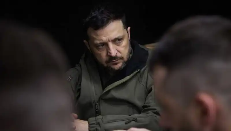 Zelenski'den NATO'ya Sert Çıkış: "Nadir Element Anlaşmasında Bir Yerimiz Yok!"