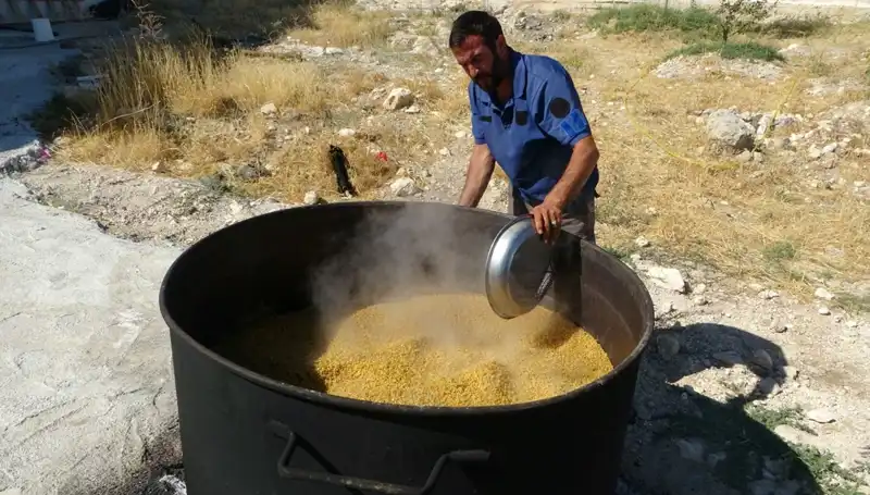 Her Yıl Ağustos'ta Başlayıp Eylül'de Bitiyor: Kazanlar Kaynamaya Başladı