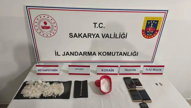 Sakarya'da Büyük Operasyon: 370 Bin Litre Kaçak Akaryakıt Ele Geçirildi