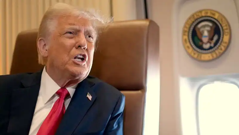 Trump'ın Resmi Dolar Üzerinde: Yeni Yasa Tasarısı Neler Getiriyor?