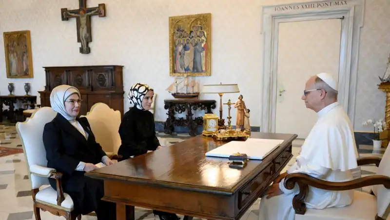Emine Erdoğan, Papa Leo ile Gazze'nin Geleceği Üzerine Görüştü