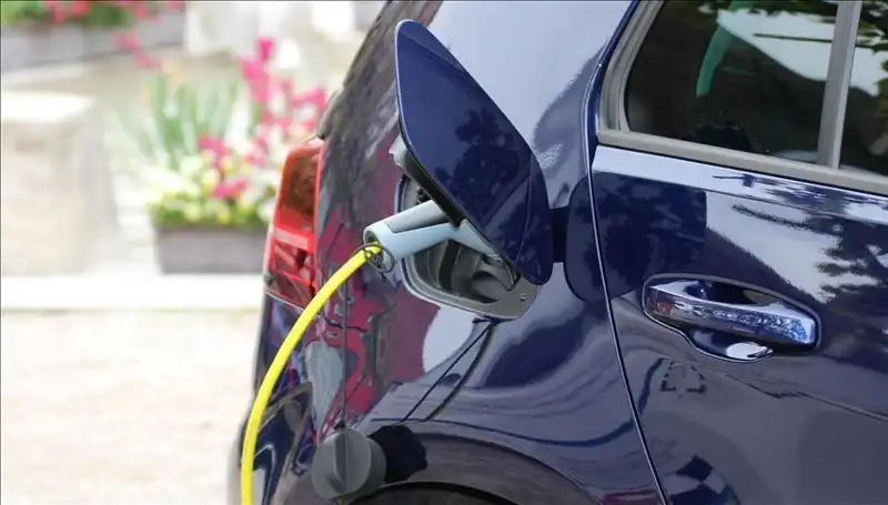Tesla'nın Rekorunu Kıran Yeni Elektrikli Araç: 1500 Kilometre Menzil
