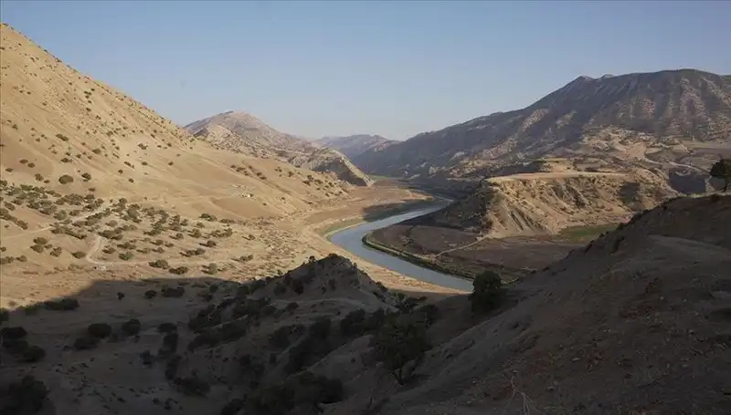 Tahran'da Su Krizi: Tüketim Yüzde 20 Azalmalı!