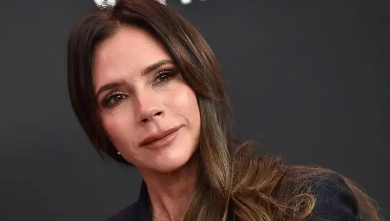 Victoria Beckham'ın Gençlik İksiri: Günde 3-4 Adet Tükettiği Besin Nedir?