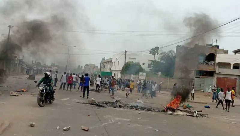 Togo'da Protestolar Şiddetlendi: Nehirlerde Bulunan 7 Ceset Hükümeti Sarsıyor