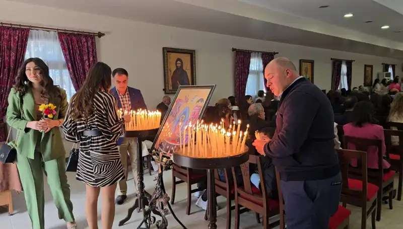 Hatay'da Geleneksel "Çiçek Bayramı" Coşkuyla Kutlandı ve Göz Doldurdu