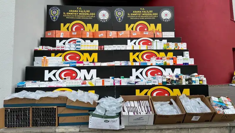 Adana'da Gövde Gösterisi: Yasa Dışı İlaç Operasyonunda 15 Kilo Uyuşturucu İlaç Ele Geçirildi