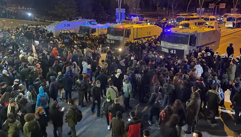 İstanbul ve Ankara’da İmamoğlu Eylemi: Öğrencilerden Diploma İptali ve Gözaltılara Direniş