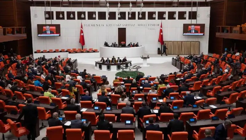 10. Yargı Paketi Meclis'ten Geçti: Adalet Sisteminde Devrim mi Yaşanıyor?