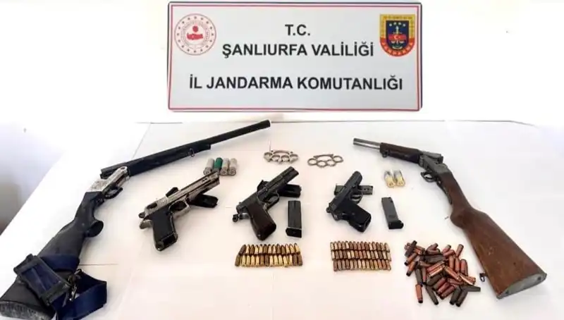 Şanlıurfa’da Ruhsatsız Silah Operasyonunda 5 Şahıs Tutuklandı!