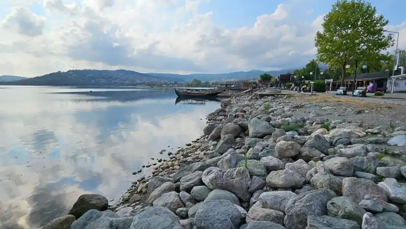 Sapanca Gölü'nde Su Seviyesi Düşüyor: Çevresel Etkiler ve Alınan Önlemler
