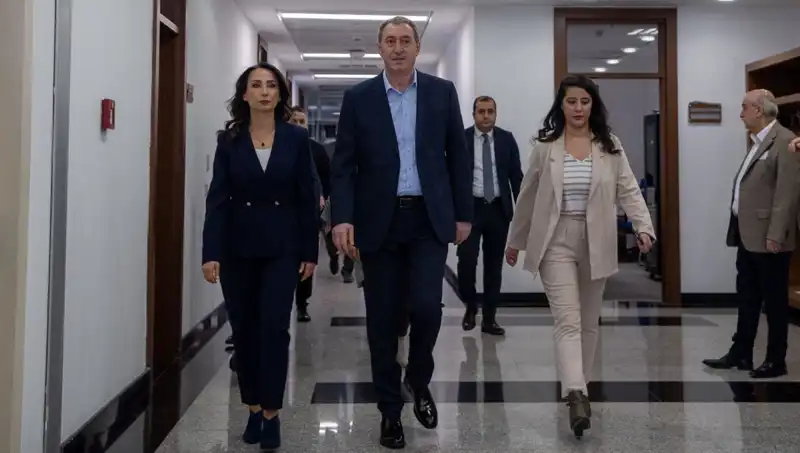 DEM Parti Heyeti, Siyasi İttifaklar İçin İki Kritik Görüşmeye Çıkıyor