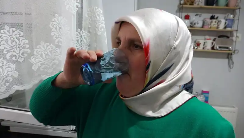 30 Yıldır Nisan Yağmurunu Şifa İçin İçiyor: Kayınvalide Geleneği