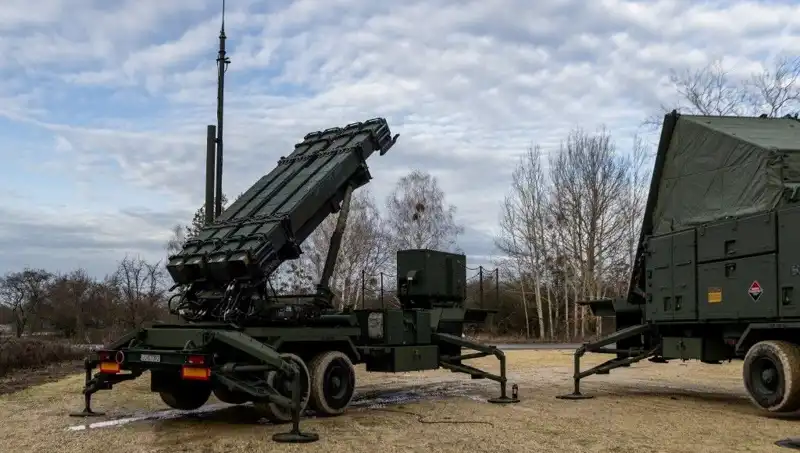 Almanya'nın Ukrayna İçin Patriot Füzeleri Üzerindeki Stratejik Pazarlıkları