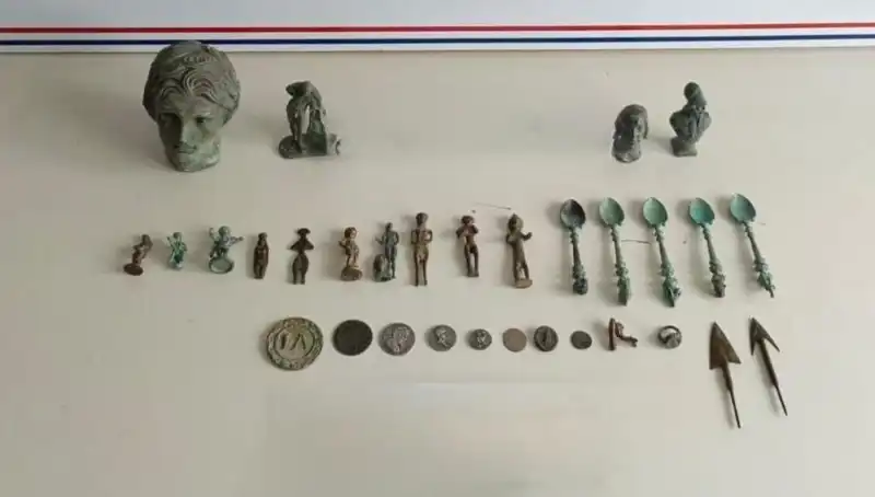 Roma Dönemine Ait Tarihi Eserler, Kaçakçılara Darbe Üstüne Darbe