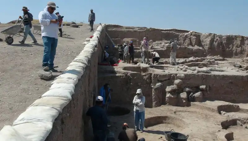Oylum Höyük Kazıları: Kilis'teki Sıcak Havanın Altındaki Tarih
