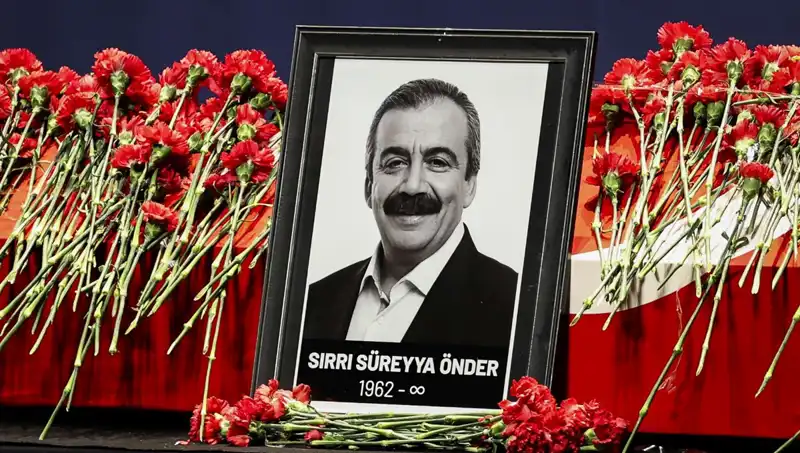 Meclis'te Sırrı Süreyya Önder Anması: Hatıralar ve Duygular Zirveye Ulaştı