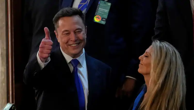 Elon Musk'tan Ukrayna'da Şaşkınlık Yaratan Seçim Açıklaması