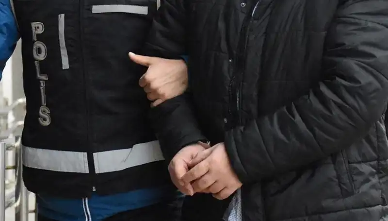 Edirne'de İki FETÖ Şüphelisi Operasyonla Yakalandı