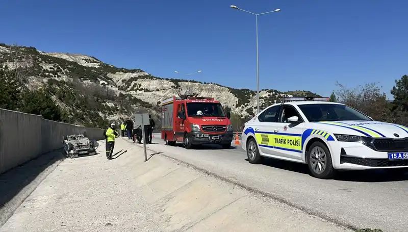 Burdur'da Şok Edici Kaza: İkisi Çocuk, Dört Kişi Yaralandı