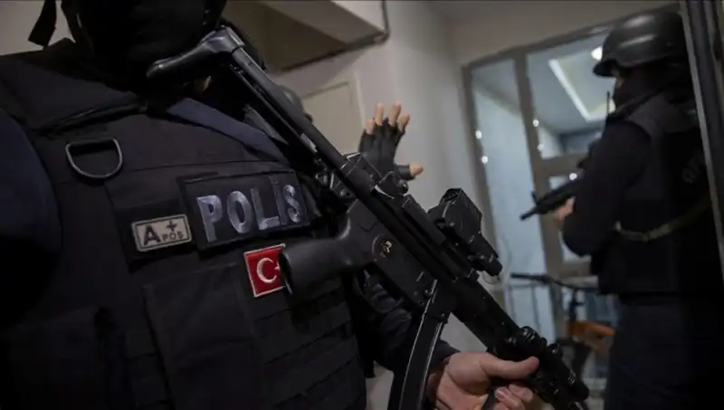 Türkiye Genelinde Uyuşturucu Operasyonlarında 516 Şüpheli Tutuklandı!