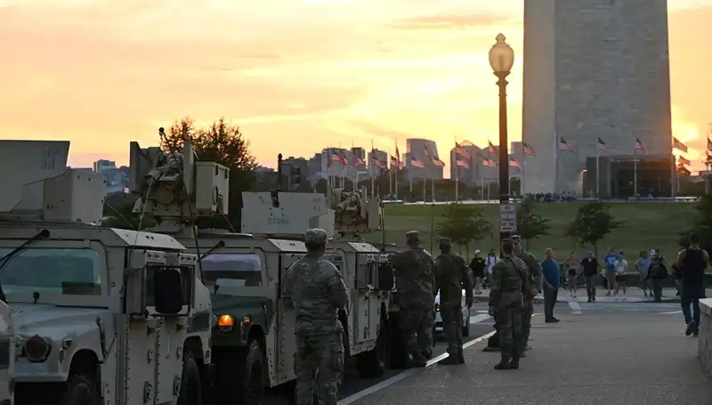 ABD Ordusu Chicago'ya Giriş Yapıyor: Askeri Hareketlerin Arkasındaki Sebepler