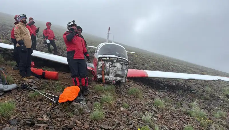 Türk Pilotun Uçak Kazasında Hayatını Kaybetmesi ve Yolcunun Kurtuluşu
