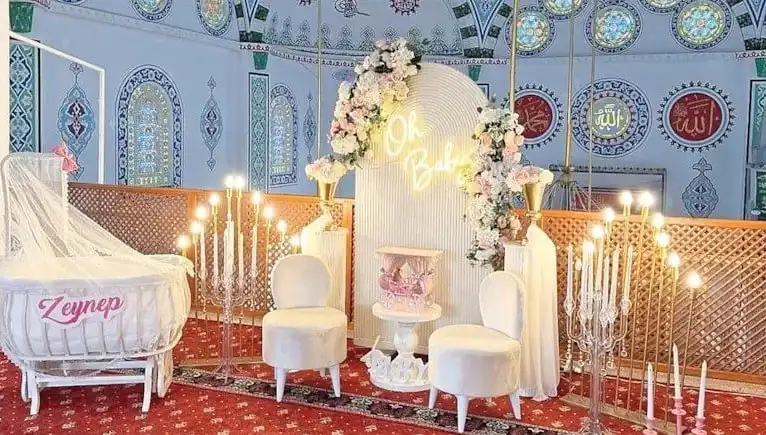 Camide Yapılan Bebek Partisi: İnceleme Kabul Ediyor!