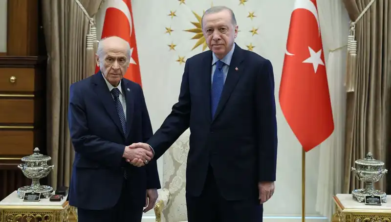Cumhurbaşkanı Erdoğan ve Bahçeli'den Kritik Görüşme: Siyasi Gelişmelerin Perdesi Aralanıyor