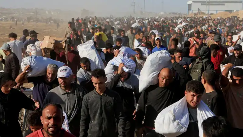 İsrail Ordusu Han Yunus'ta Kuşatma Başlattı: 15 Kilometrelik Koridor Taktikleri