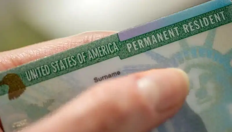 Green Card Başvurusu için Heyecan Dorukta: 2025 DV Lottery Sonuçları Ne Zaman Açıklanacak?